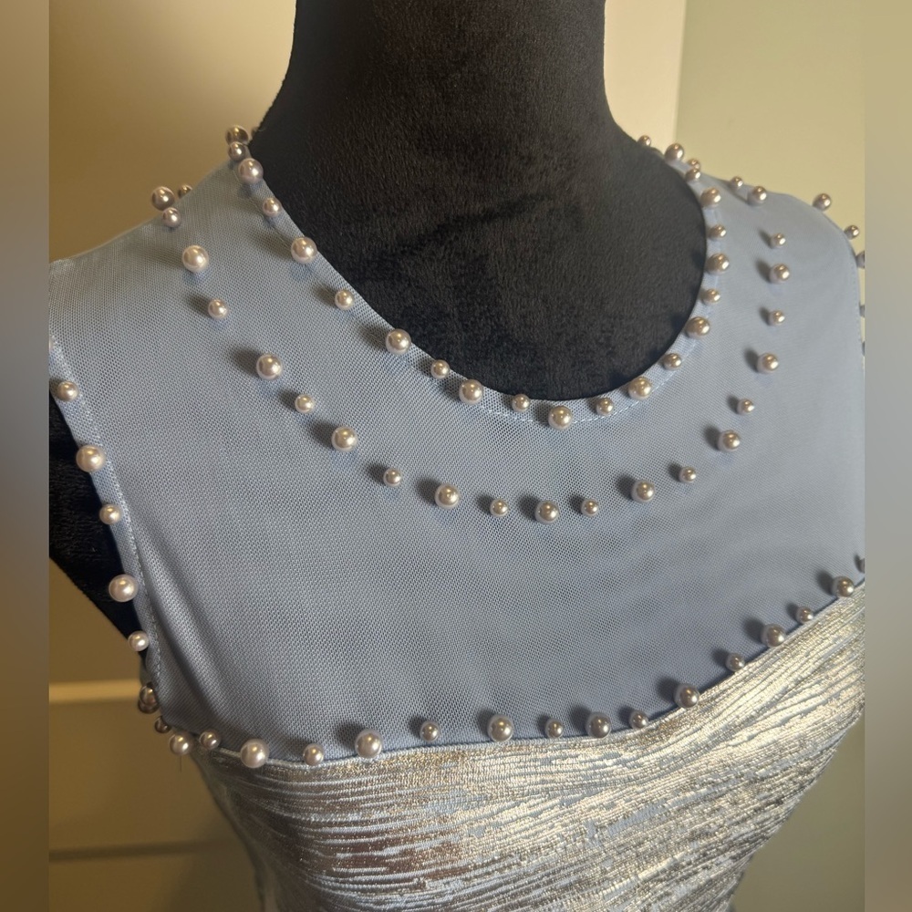VENUS metallic Silver and blue bodycon Mini Dress mesh pearl embellishment - Picture 3 of 11